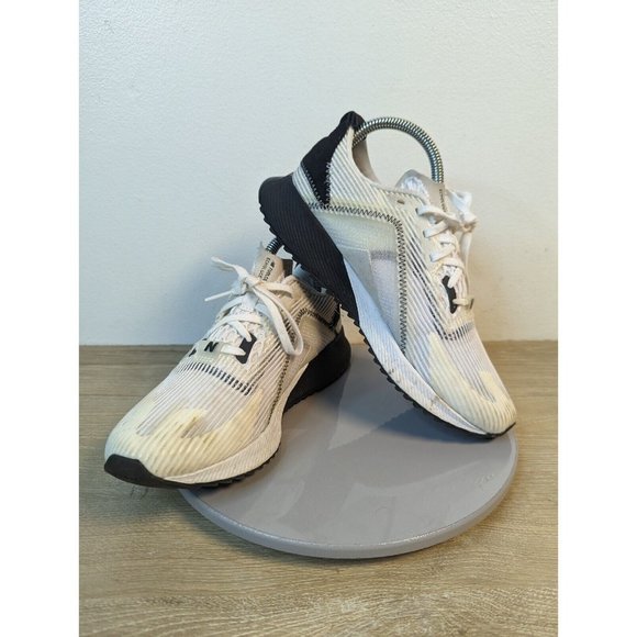 New Balance Shoes New Balance Womens Fuelcell Echolucent Running
